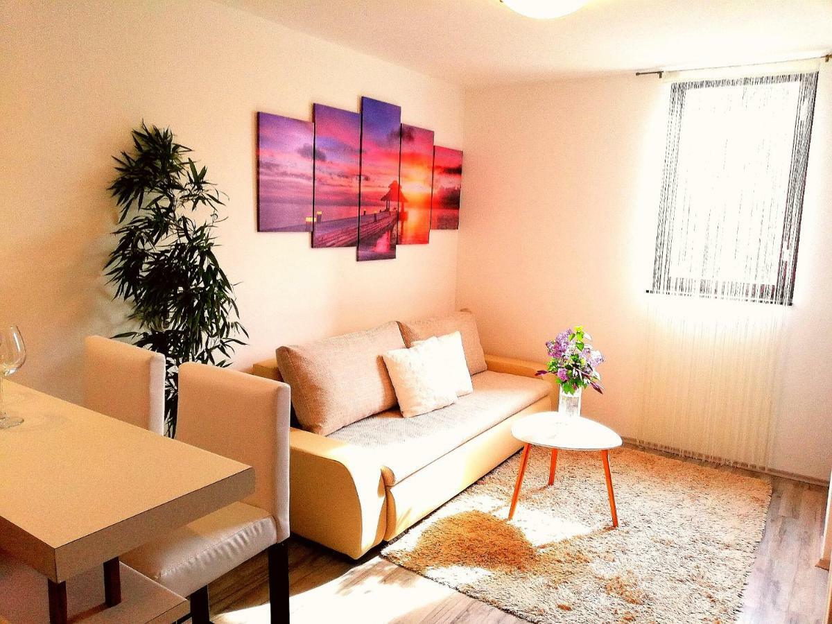 Nokturno Apartment, Self Check-In Poreč Kültér fotó